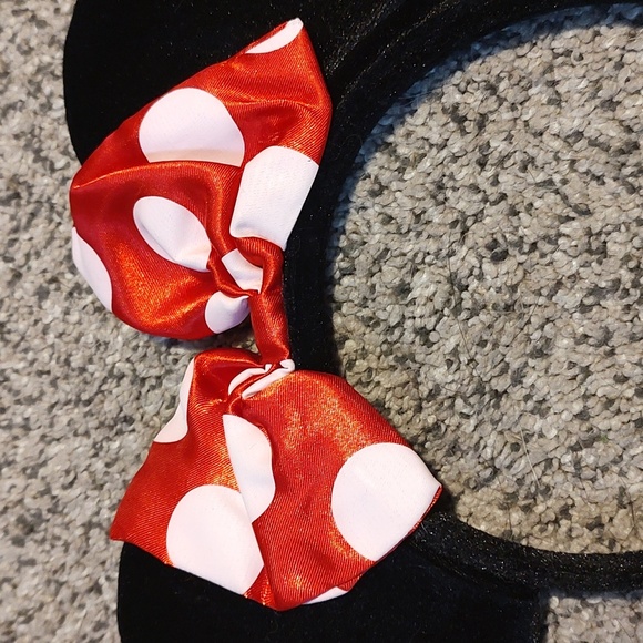 Disney Minnie Ears - Picture 2 of 2
